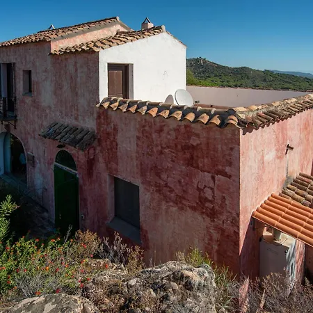 Domus Delle Stelle 2 - Padronale Con Piscina * Pula